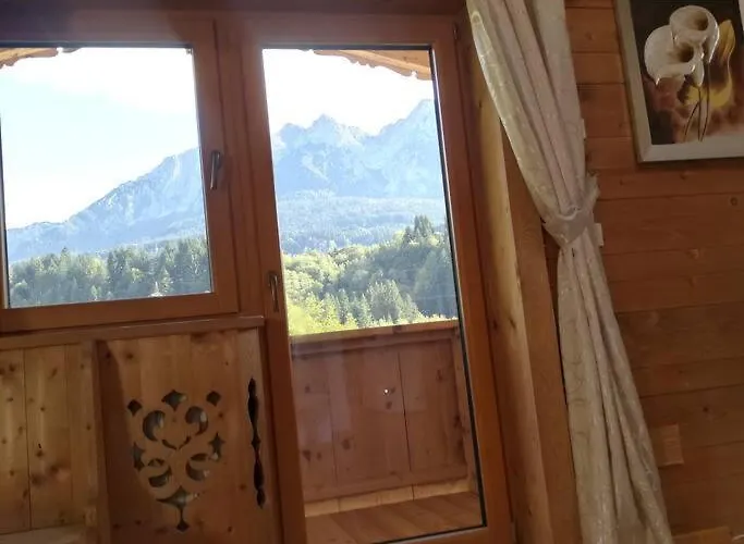 Gemuetliche Mit Blick Auf Den Zahmen Kaiser